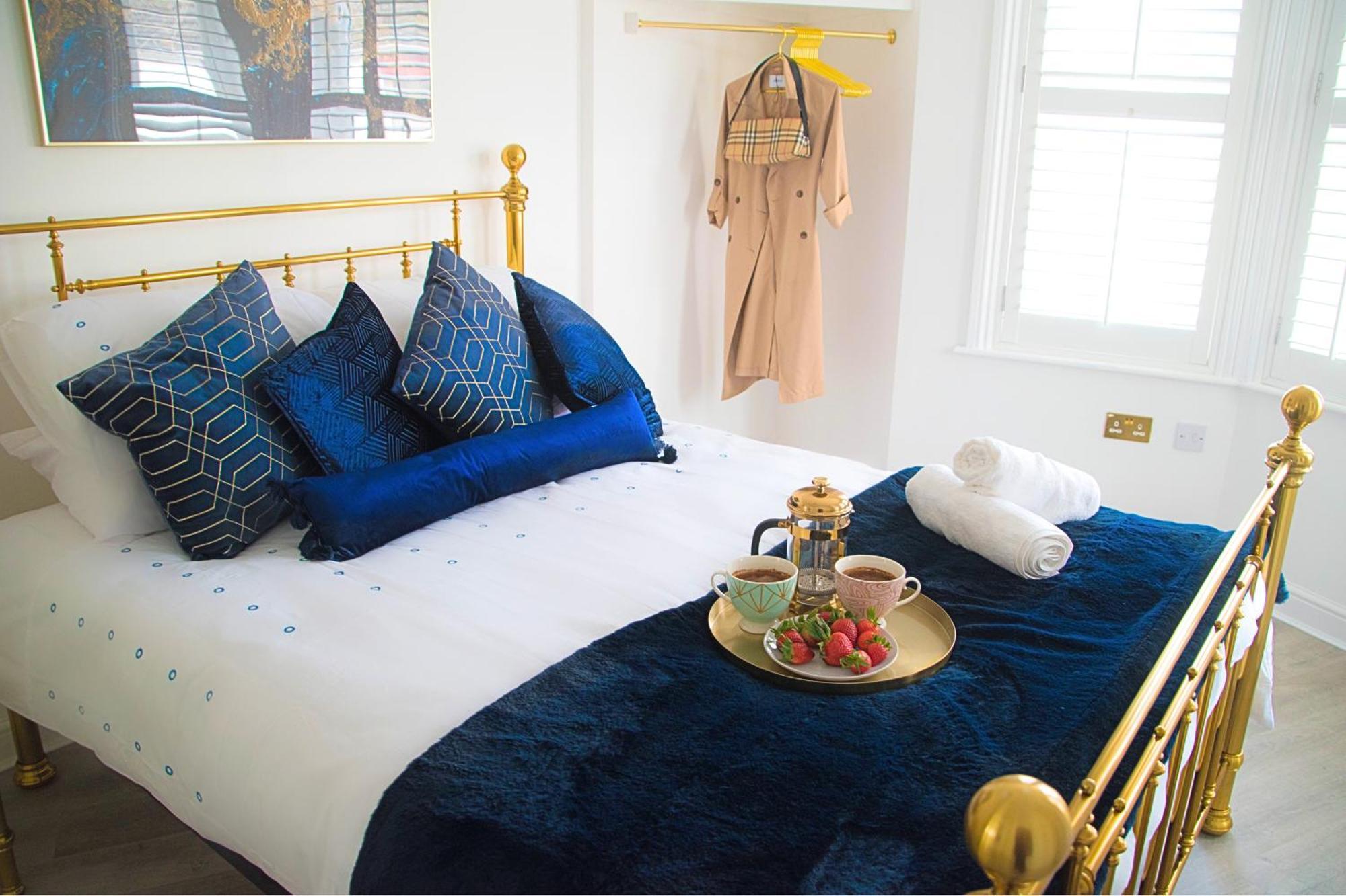 Modern Town Centre Flat - Free Shared Parking, King Size Bed, 5 Minutes Walk To Beach Μπόρνμουθ Εξωτερικό φωτογραφία