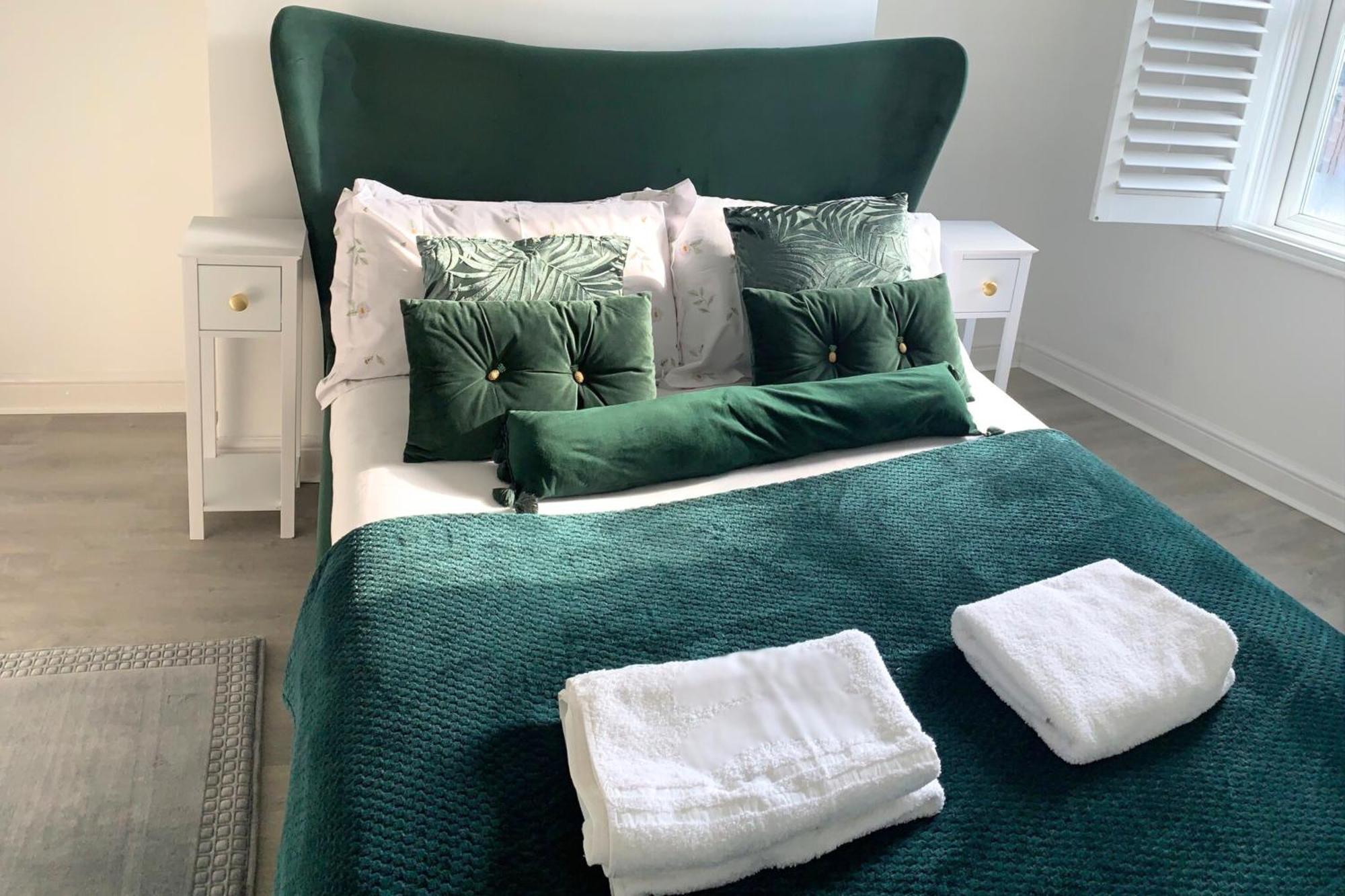 Modern Town Centre Flat - Free Shared Parking, King Size Bed, 5 Minutes Walk To Beach Μπόρνμουθ Εξωτερικό φωτογραφία
