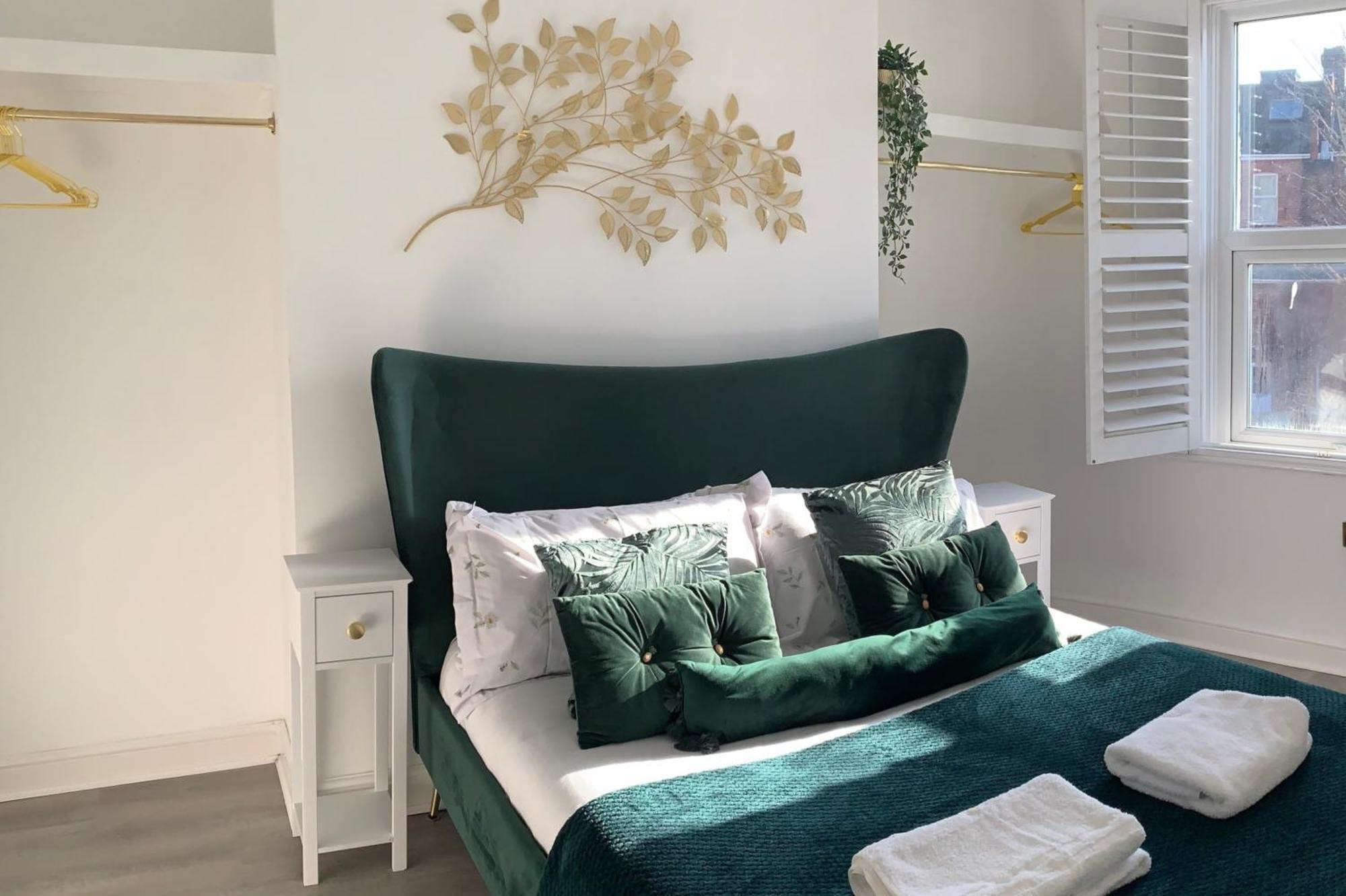 Modern Town Centre Flat - Free Shared Parking, King Size Bed, 5 Minutes Walk To Beach Μπόρνμουθ Εξωτερικό φωτογραφία